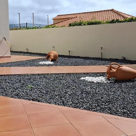 Moradia Bela House * Santa Cruz (Madeira)